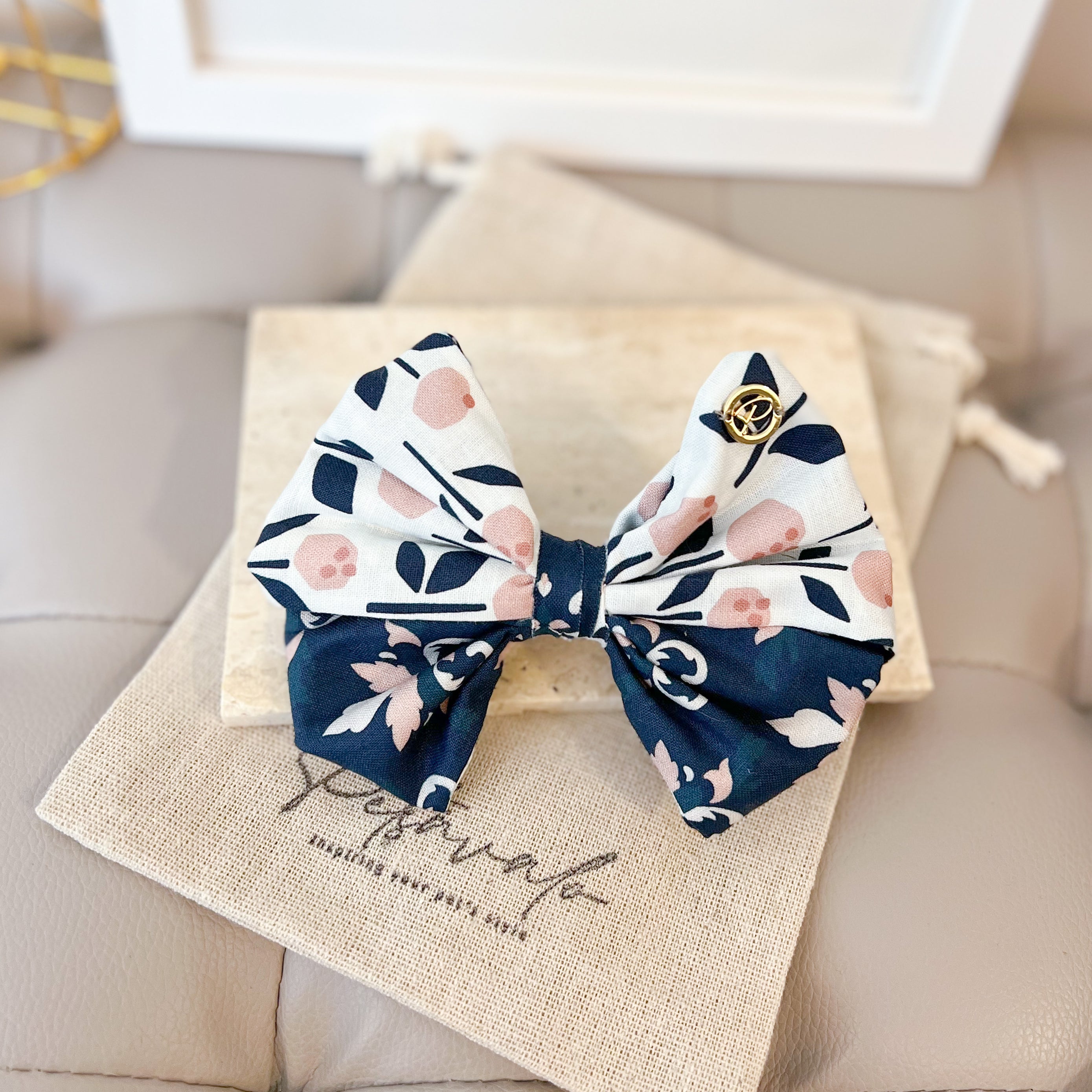 CHOU// Pinky sweet Bow tie - Little Flower